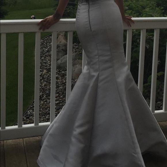 Prom dress - Picture 3 of 3